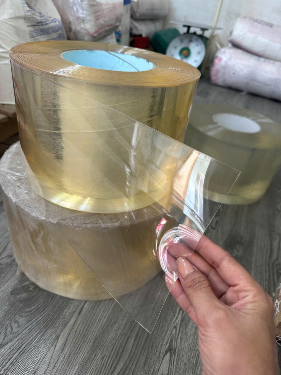 Cuộn Màng Nhựa PVC Trong Suốt